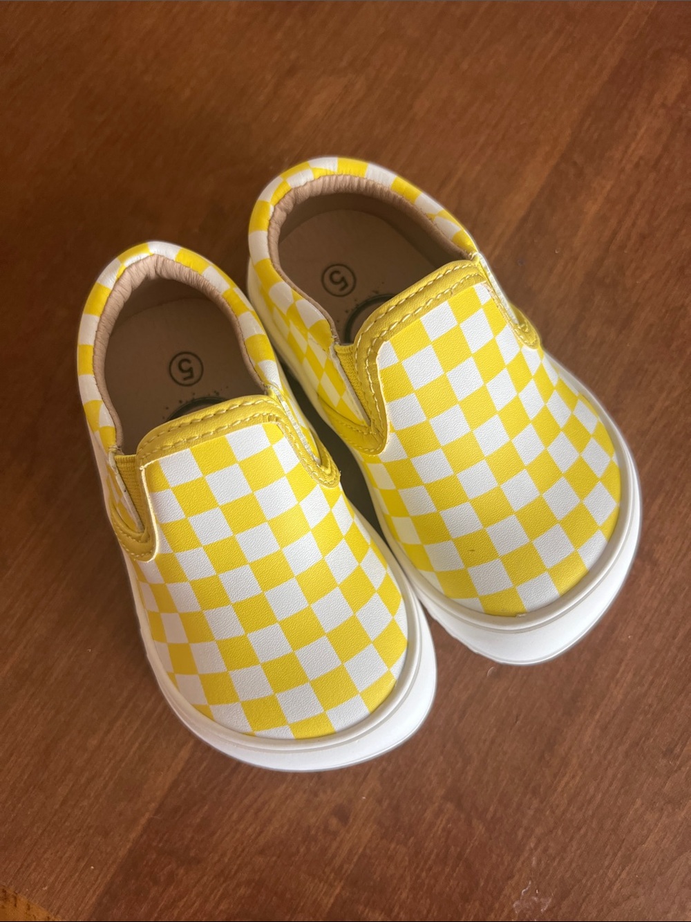 Kids Yellow Checkerboard Slip-On Sneakers - Classic Casual Style